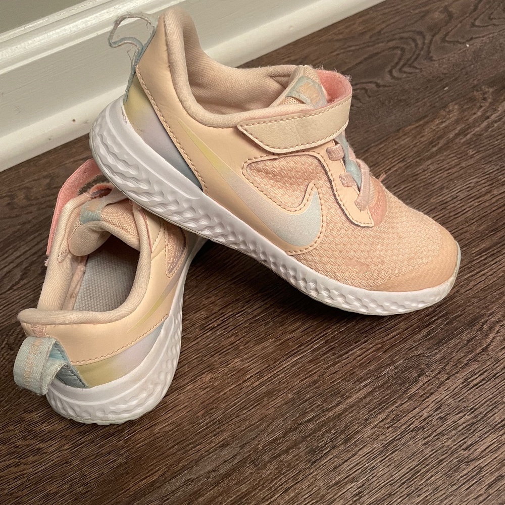 Toddler Nike sneakers-size 11.5